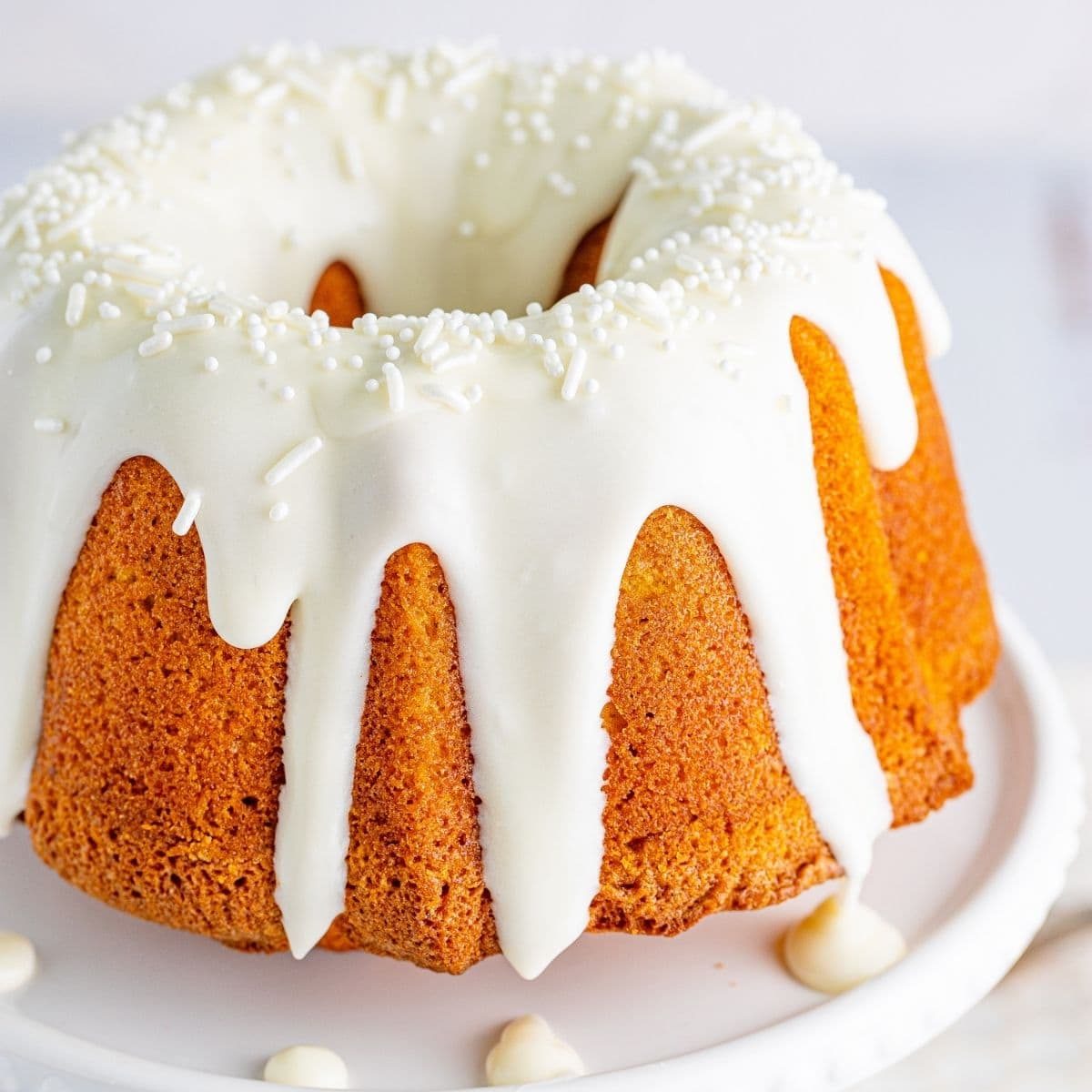 Air Fryer Pumpkin Bundt Cake