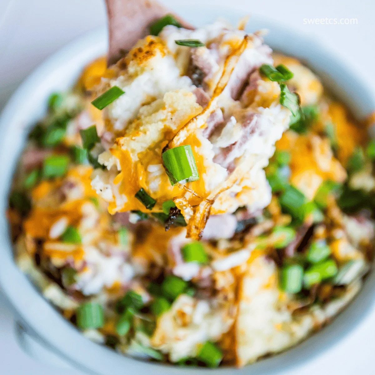 Cheesy Ham and Mashed Potato Casserole