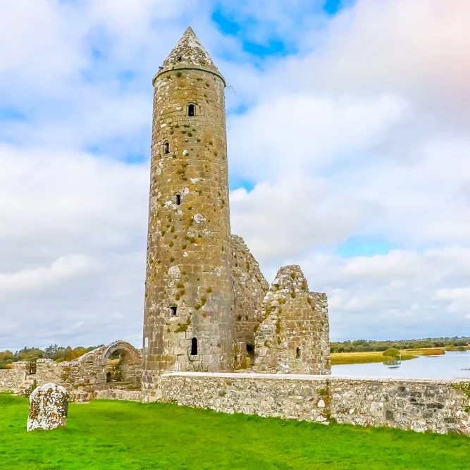 Clonmacnoise Ireland – Touring Early Christian Sites in Irelands Midlands