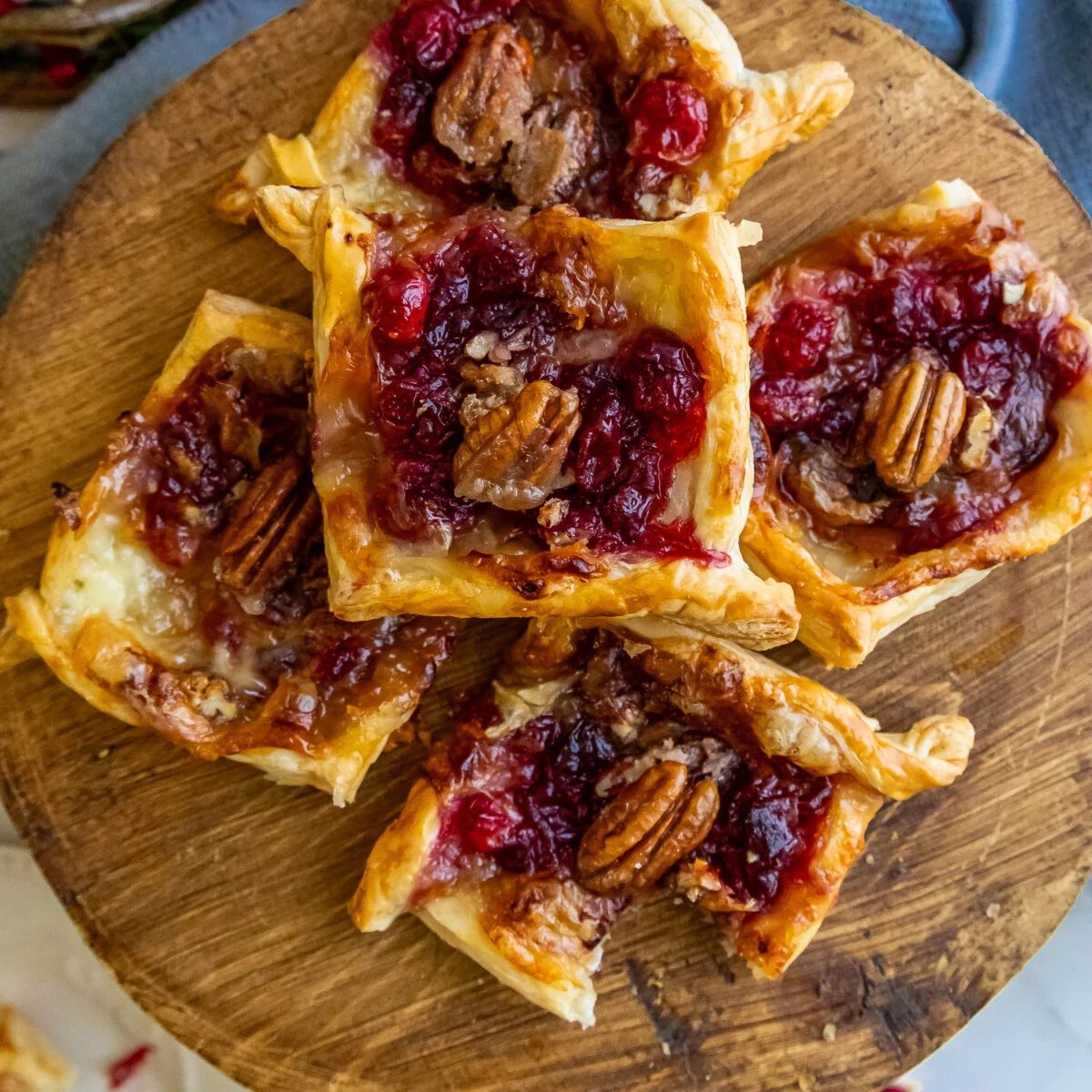 Cranberry Brie Bites