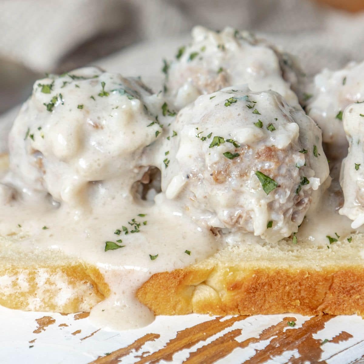 Creamy Instant Pot Porcupine Meatballs