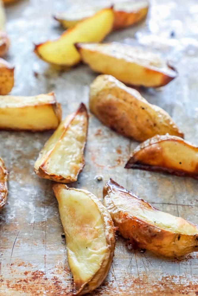 Crunchy Baked Potato Wedges