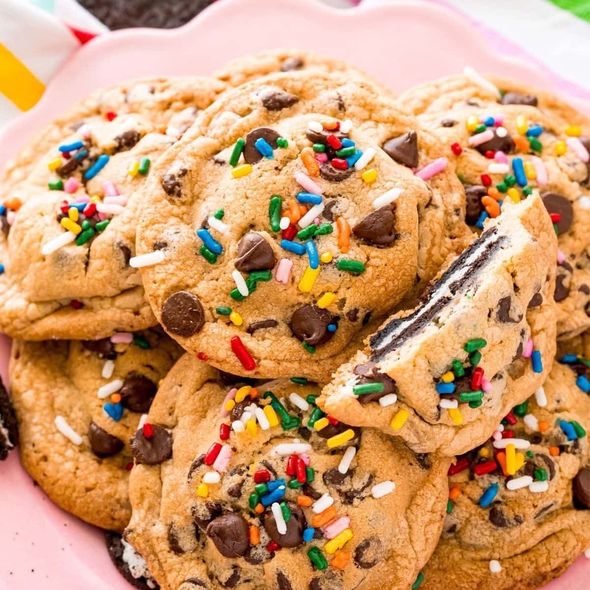 Oreo Stuffed Chocolate Chip Cookies