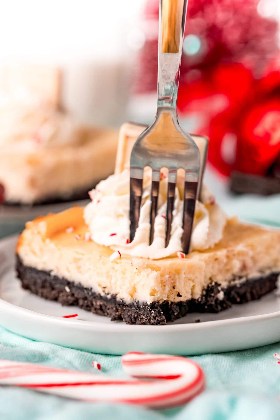 Peppermint Cheesecake Bars