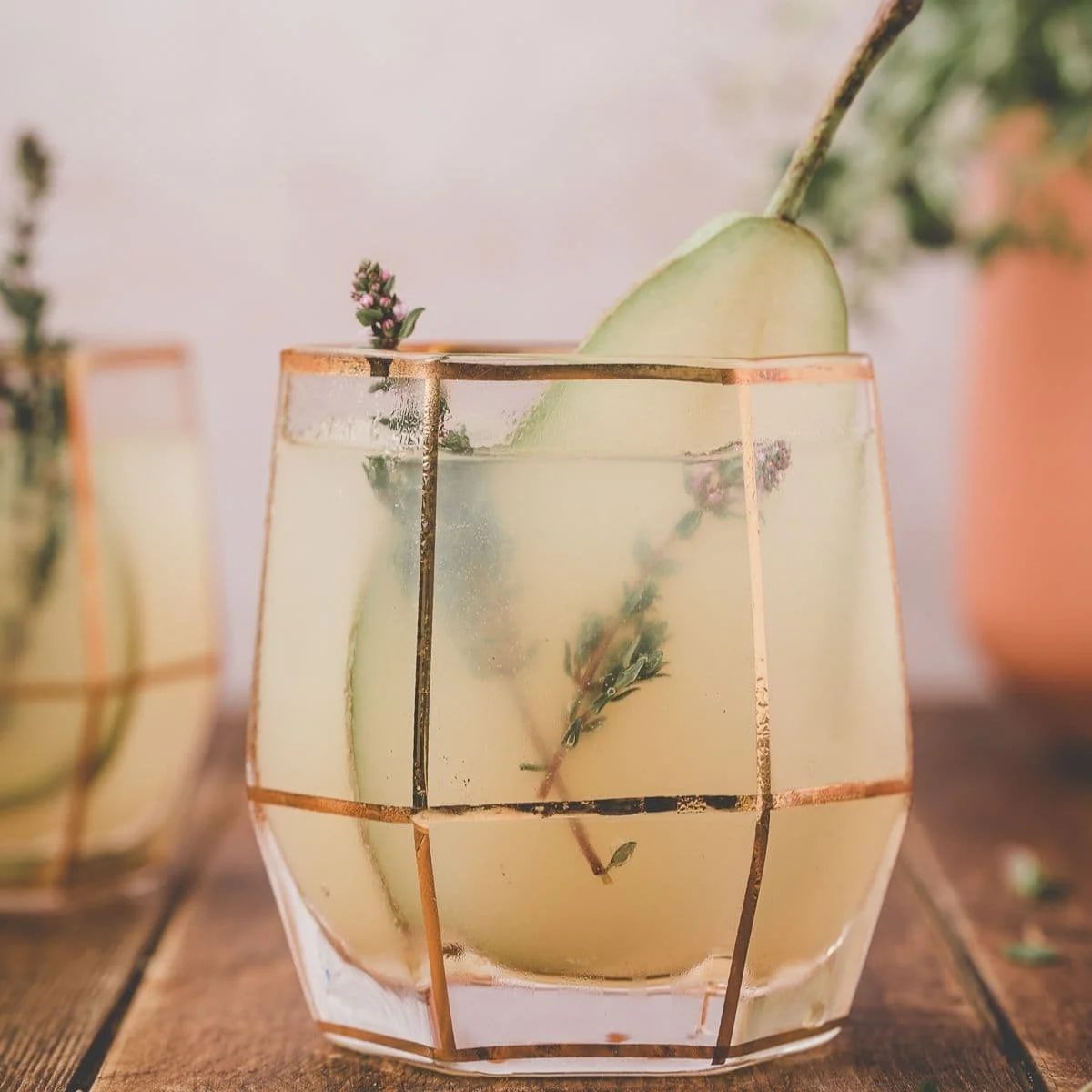 Pear and Gin Fizz Cocktail
