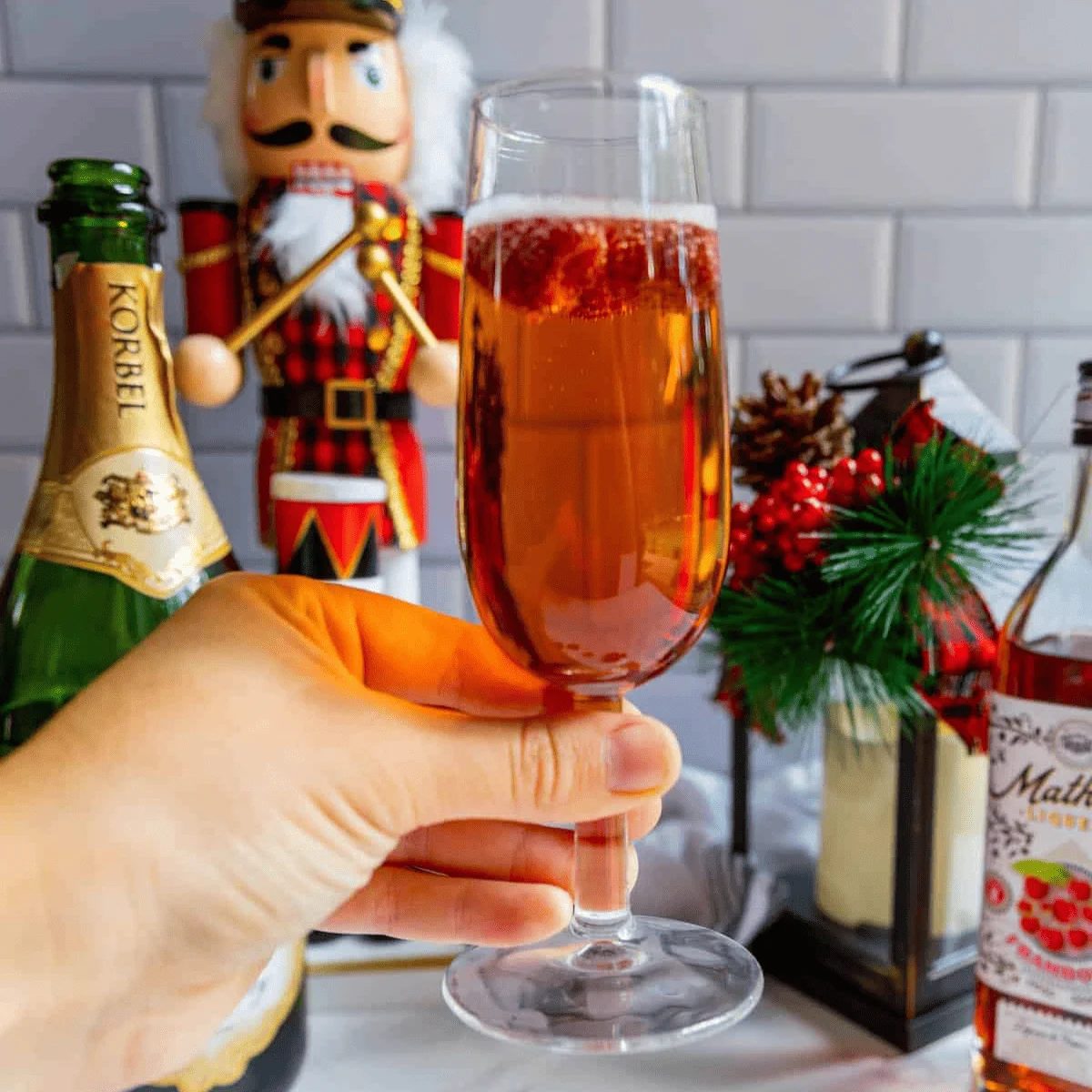 Raspberry Champagne Sparkler