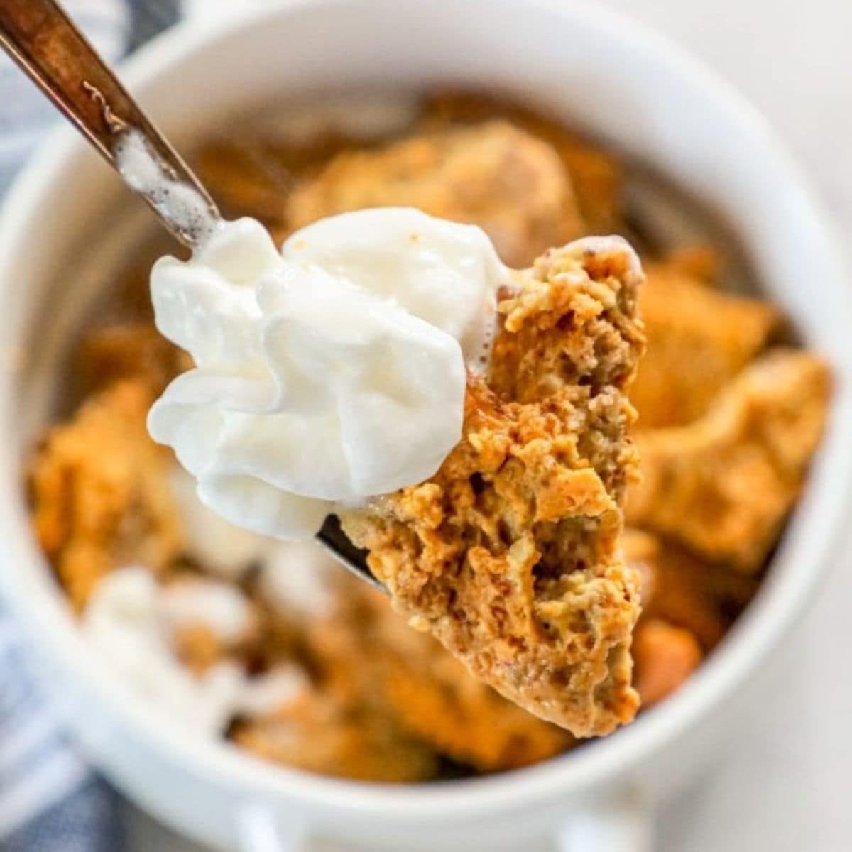 Slow Cooker Keto Pumpkin Bread Pudding