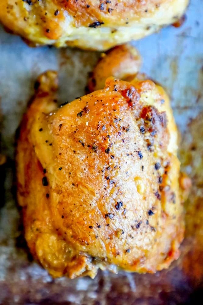 Easy Baked Chicken Thighs