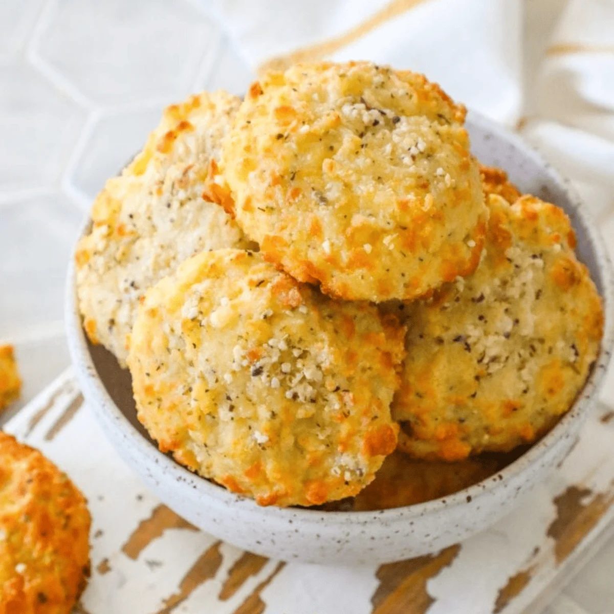 Easy Keto Garlic Butter Rolls